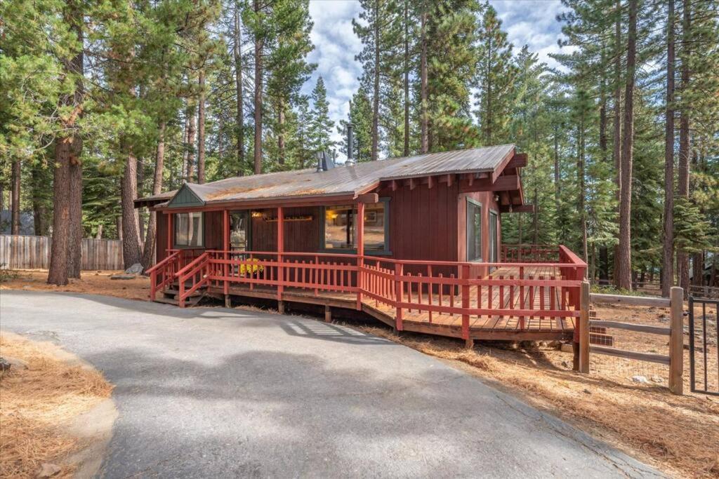 Cozy Pet-Friendly Cabin W Fenced-In Yard Close To Slopes Beach Town Carnelian Bay Exterior photo