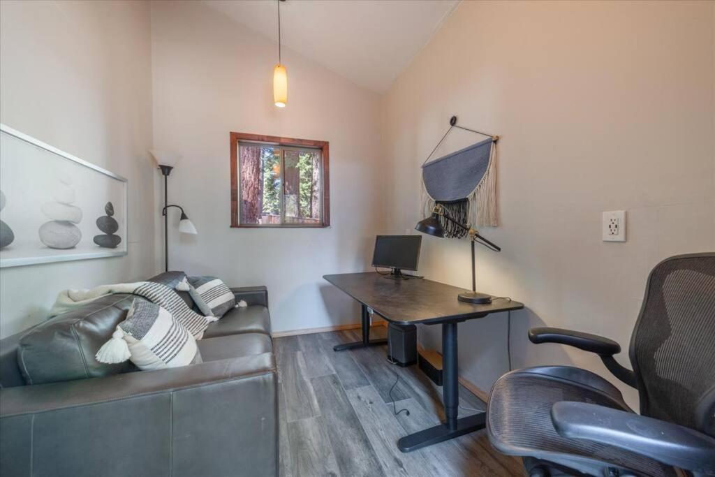 Cozy Pet-Friendly Cabin W Fenced-In Yard Close To Slopes Beach Town Carnelian Bay Exterior photo